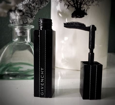 givenchy noir interdit mascara dupe